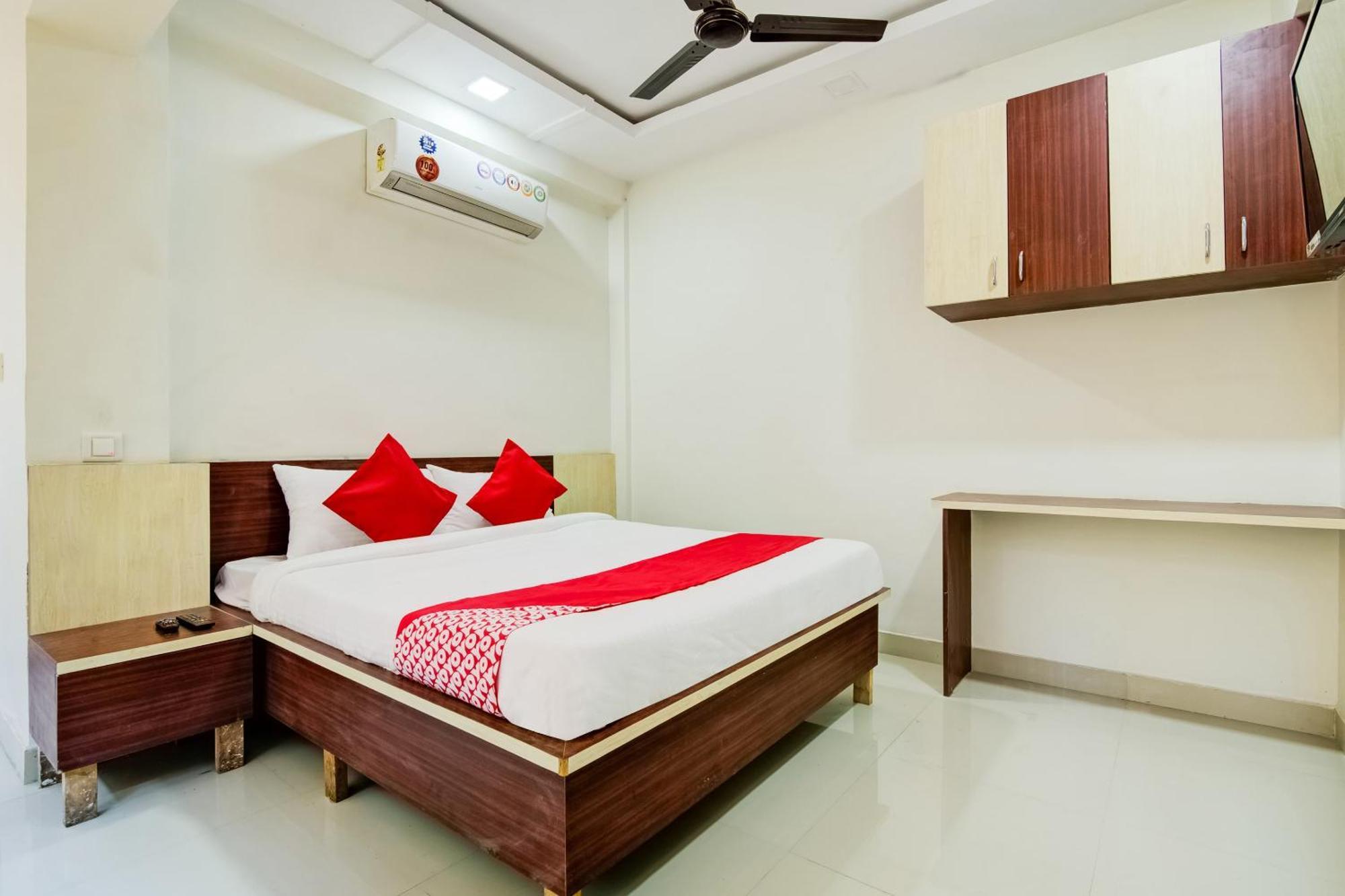 Hotel O Kunal Palace Navi Mumbai Exteriör bild